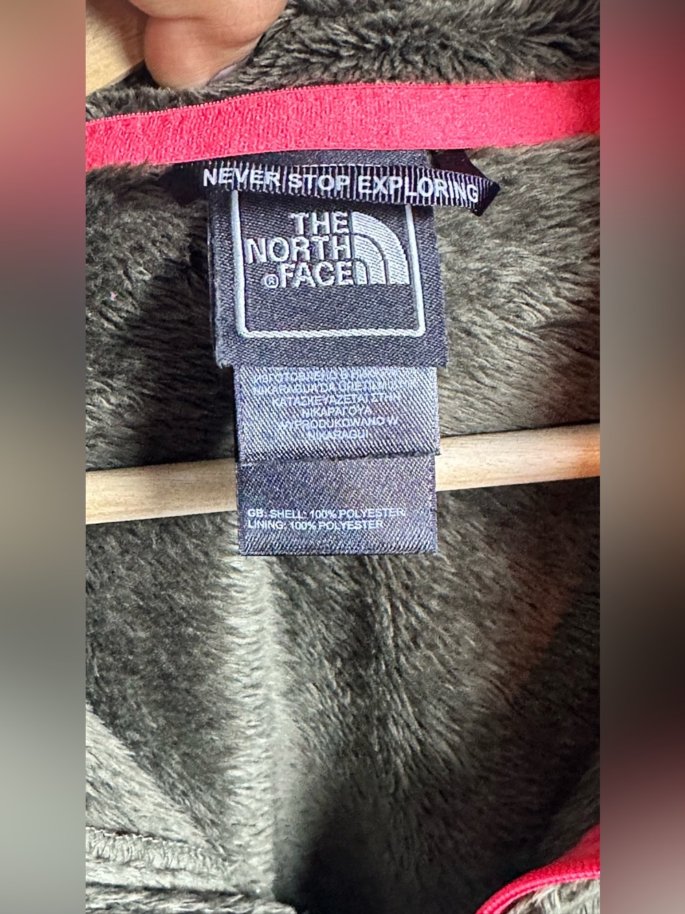 The North Face Osito Jacket full-zip fleece fuzzy" or silken high-pile texture L - Picture 6 of 11